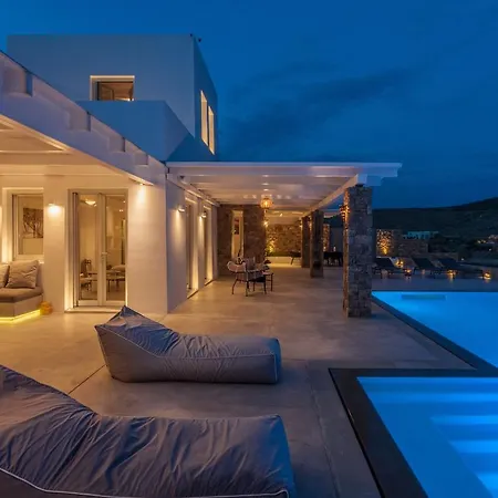 Anarina & Elia Villa *